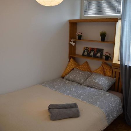 Ohmyhome - Sunny Apartment In City Center Warsaw Ngoại thất bức ảnh