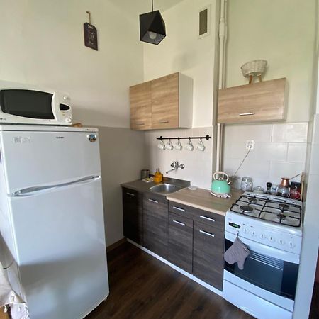 Ohmyhome - Sunny Apartment In City Center Warsaw Ngoại thất bức ảnh