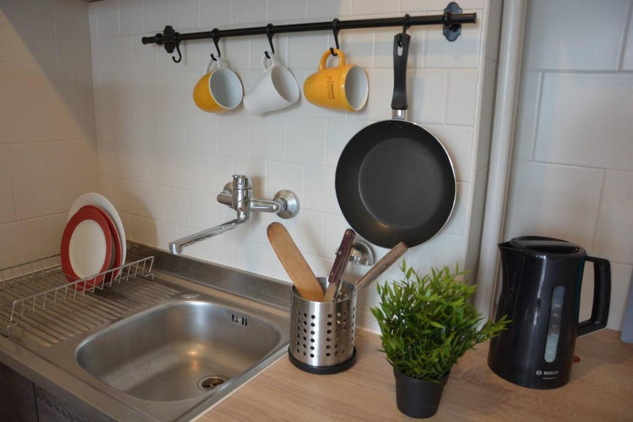 Ohmyhome - Sunny Apartment In City Center Warsaw Ngoại thất bức ảnh