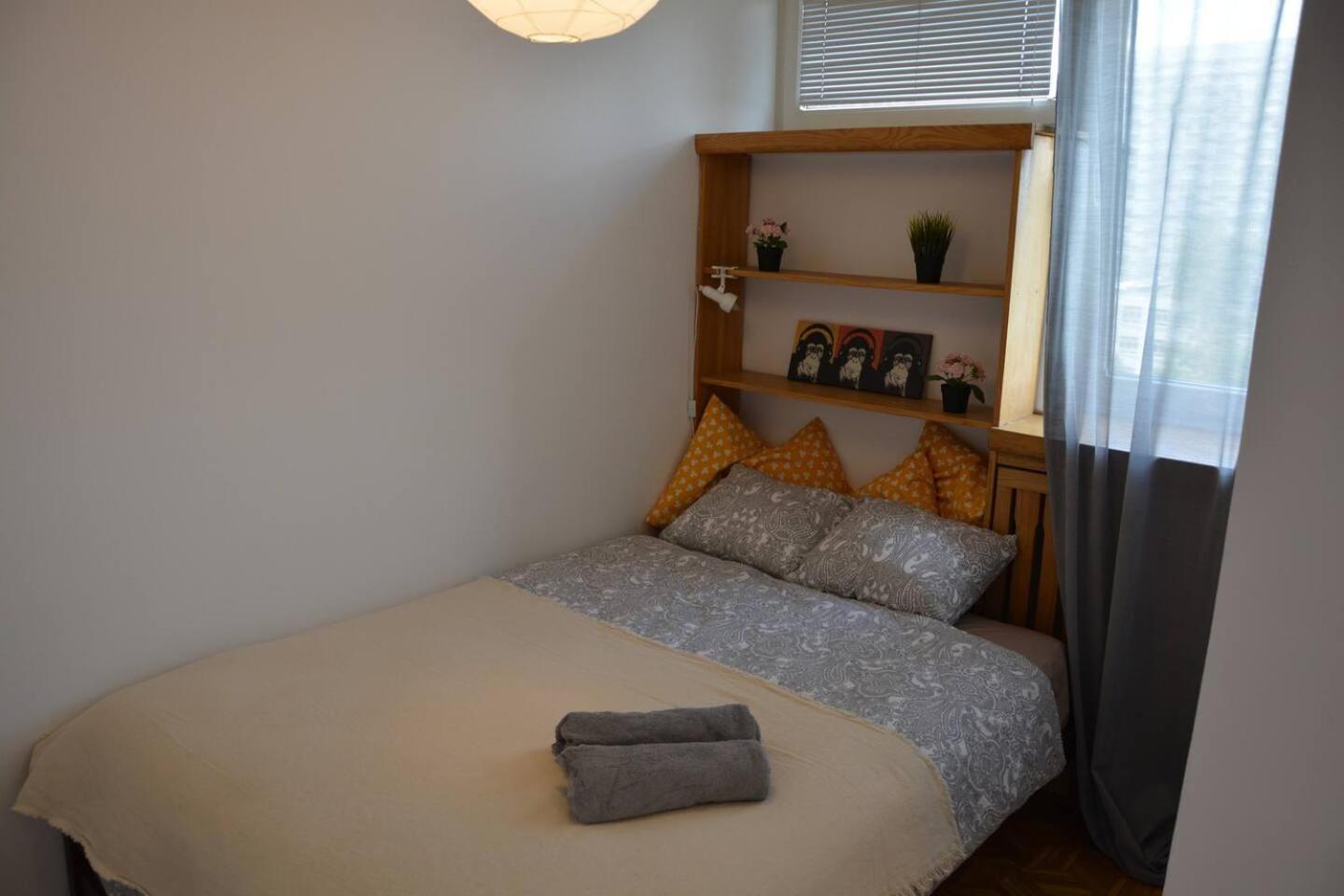 Ohmyhome - Sunny Apartment In City Center Warsaw Ngoại thất bức ảnh